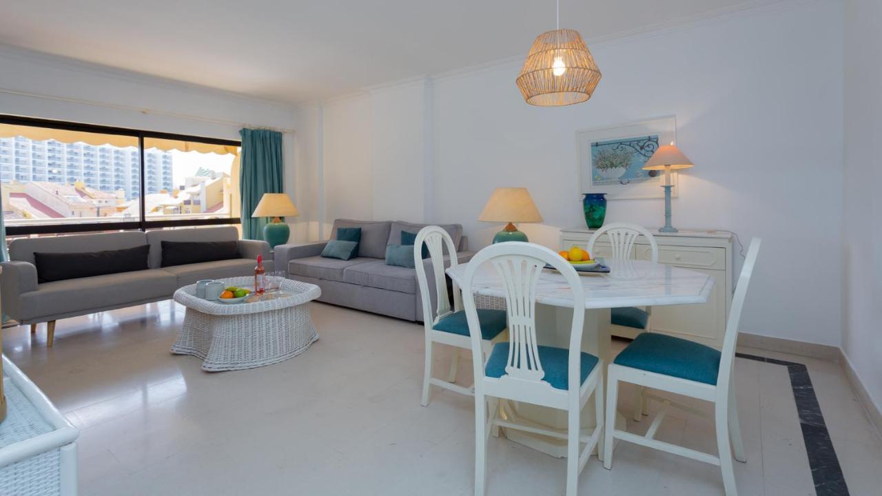 Marina 2Bdr Apartment With Balcony & Pool - 5Min From Beach By Lovelystay Куартейра Екстериор снимка