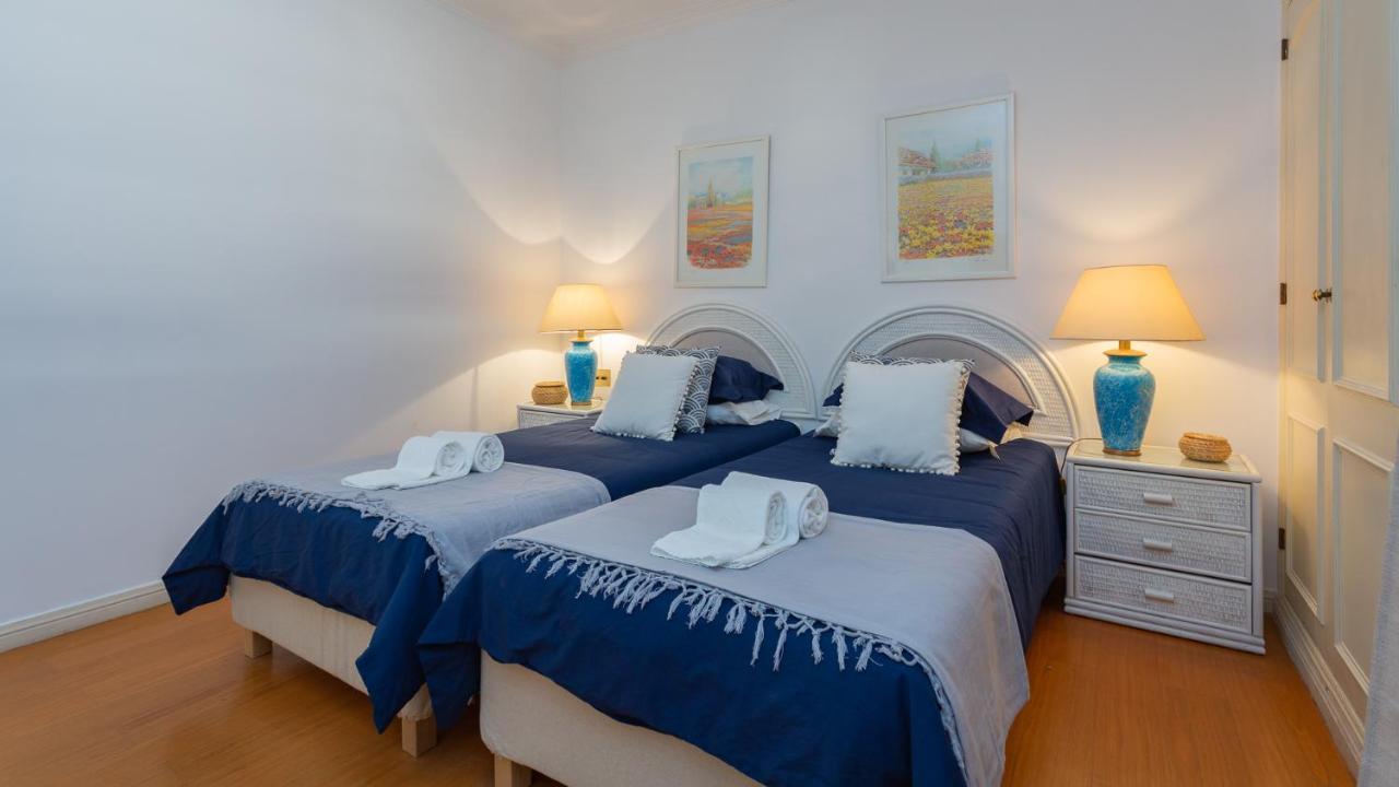 Marina 2Bdr Apartment With Balcony & Pool - 5Min From Beach By Lovelystay Куартейра Екстериор снимка